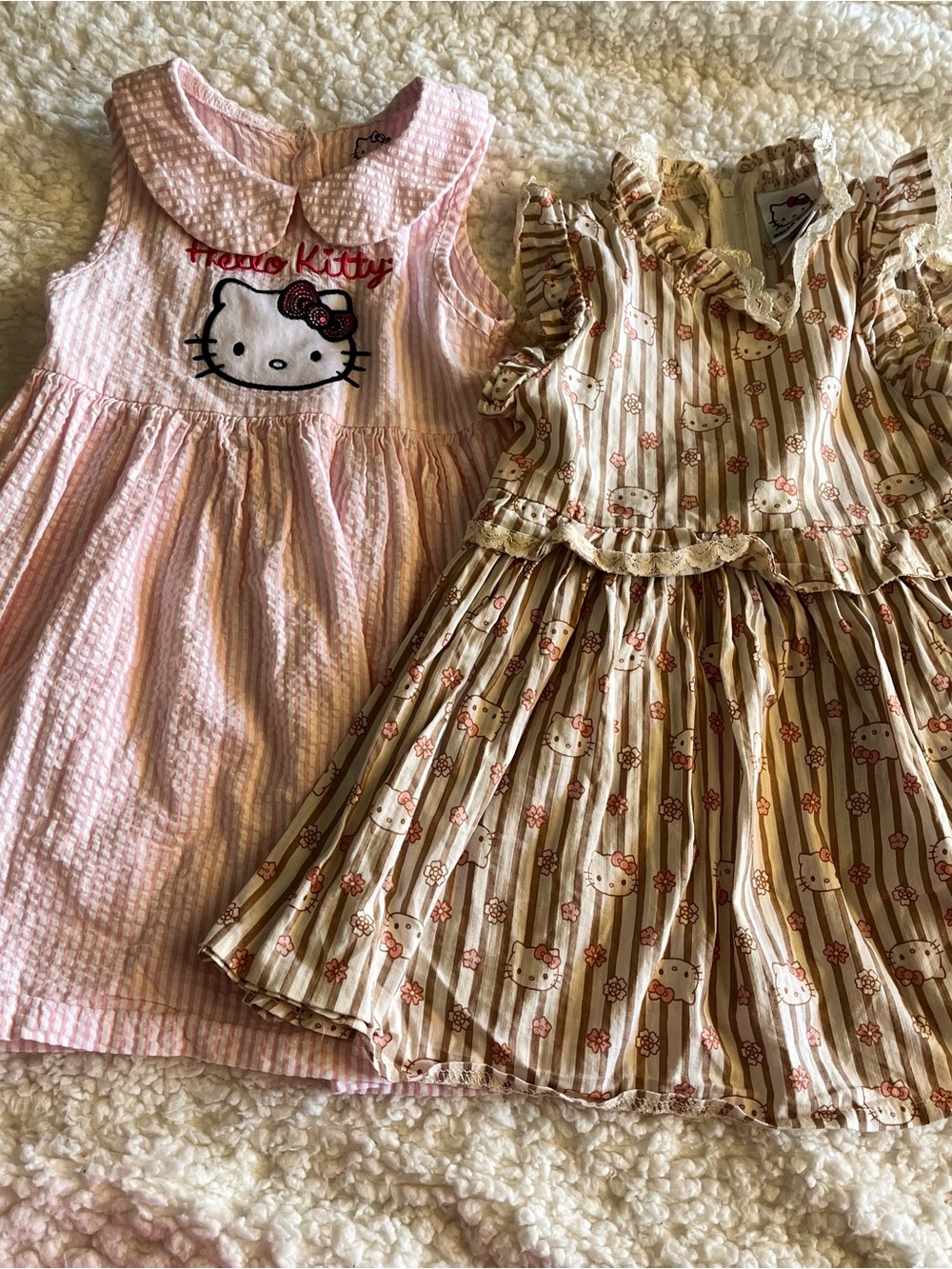 Hello Kitty 2 dresses